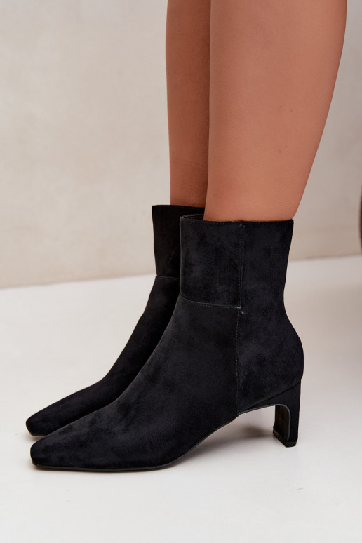 bottines pour femmes avec talons en noir Rileya