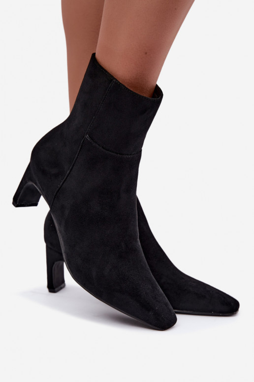 bottines pour femmes avec talons en noir Rileya