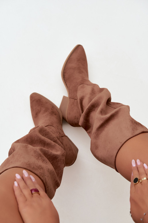 gekruiste dames lange laarzen in cowboystijl met riemen en hakken in bruin Adria