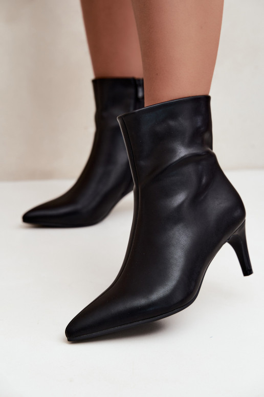 Dames enkellaarsjes met hakken in zwarte faux leather Celisse