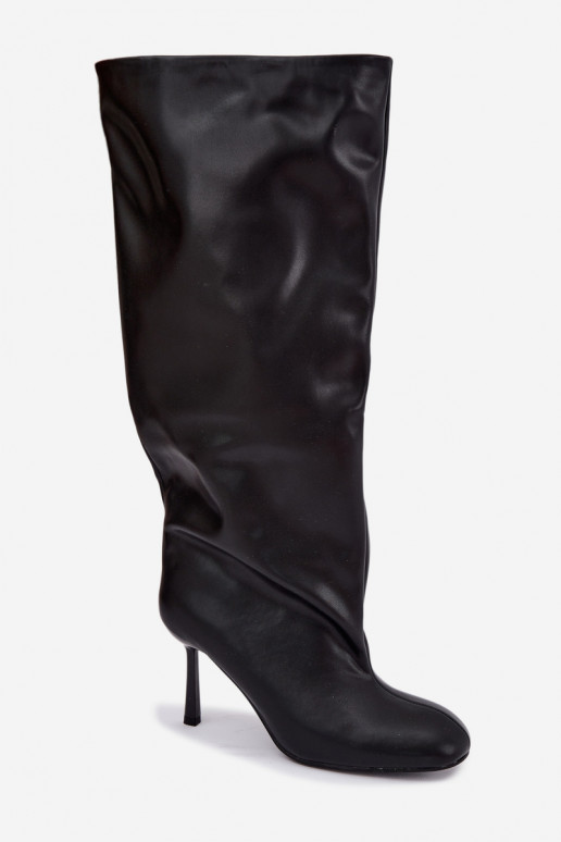 Bottes hautes pour femmes à enfiler avec talons fins en noir Caliya