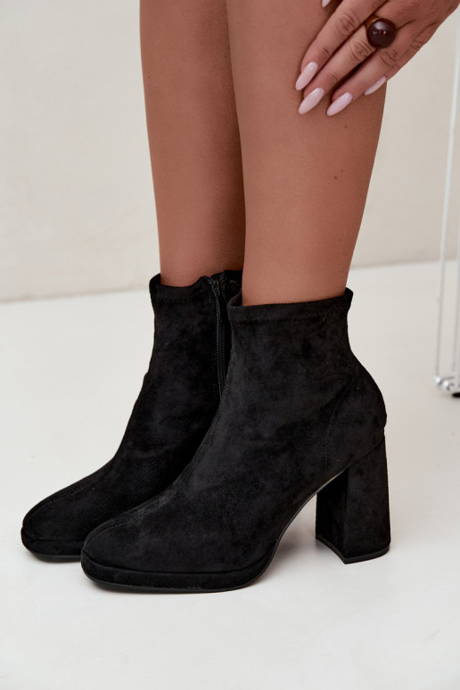 Bottines pour femmes en daim synthétique avec talons couleur noire Karvella