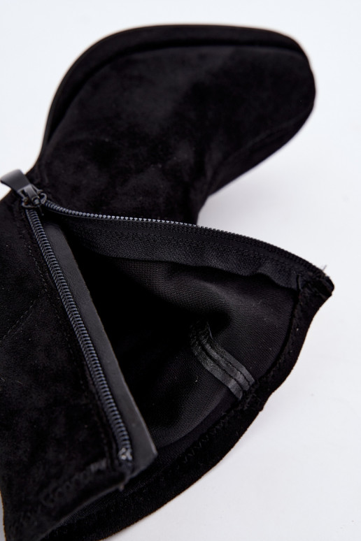 Dames enkellaarsjes van faux suede met hakken in zwarte kleur Karvella