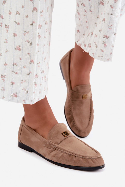 Dames mocassins met ruffles en decoratieve details in zandkleur Kairo