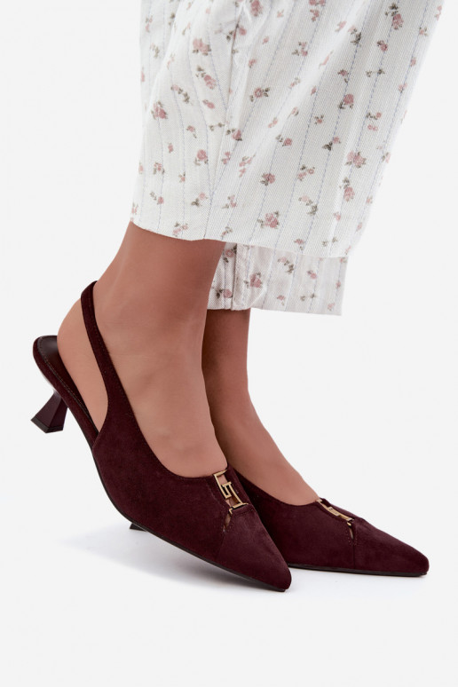Sandales à talons avec talon ouvert et détails décoratifs en couleur bordeaux Gilly