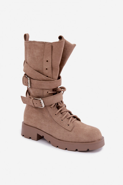 Geïsoleerde werkankleboots met gespen in zandkleur Patsy