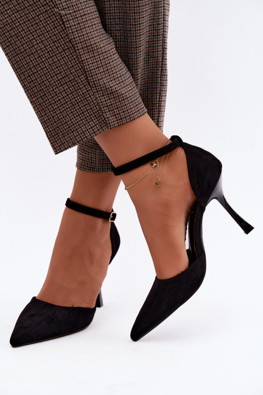 Chaussures en daim noires Ladessa avec sangles