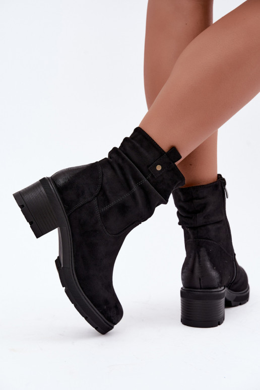 Wärmende Damen-Stiefeletten mit Rüschen, schwarz