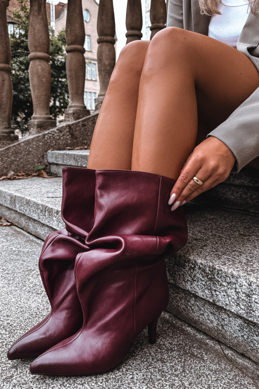 Bottines slouchy à talons en bordeaux Gelra
