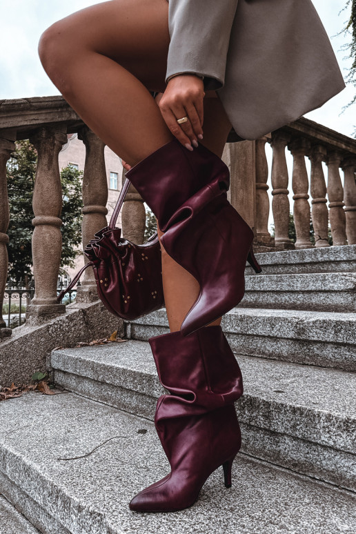 Bottines slouchy à talons en bordeaux Gelra