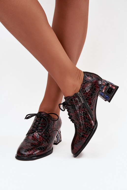 Mocassins en cuir verni pour femmes avec talons et détails scintillants en bordeaux Artiker 57C0073