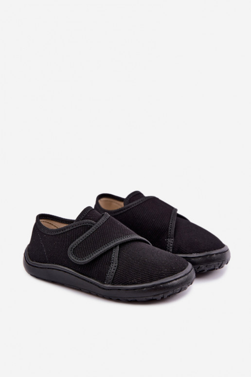 Chaussons pour enfants garçons avec fermetures adhésives Barefoot Froddo G1700438-15 en noir