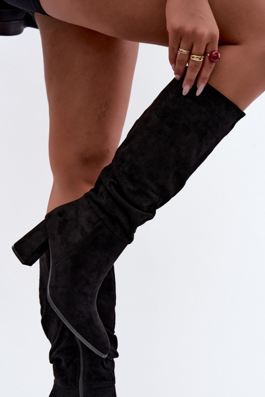 Bottes isolées pour femmes hautes avec talons en noir Raleya