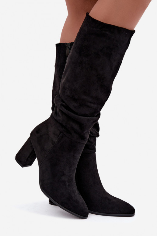 Bottes isolées pour femmes hautes avec talons en noir Raleya