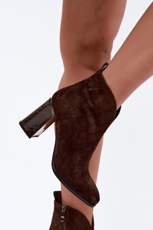Bottines en daim avec isolation à l'intérieur en chocolat Zivella