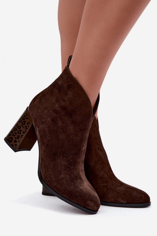 Bottines en daim avec isolation à l'intérieur en chocolat Zivella