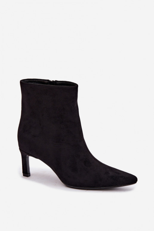 Bottines pour femmes chauffées avec talons fins en noir Carlia