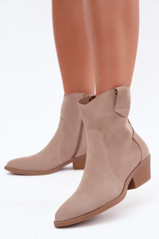 Bottes en faux daim de style cowboy avec talons couleur sable Daliae