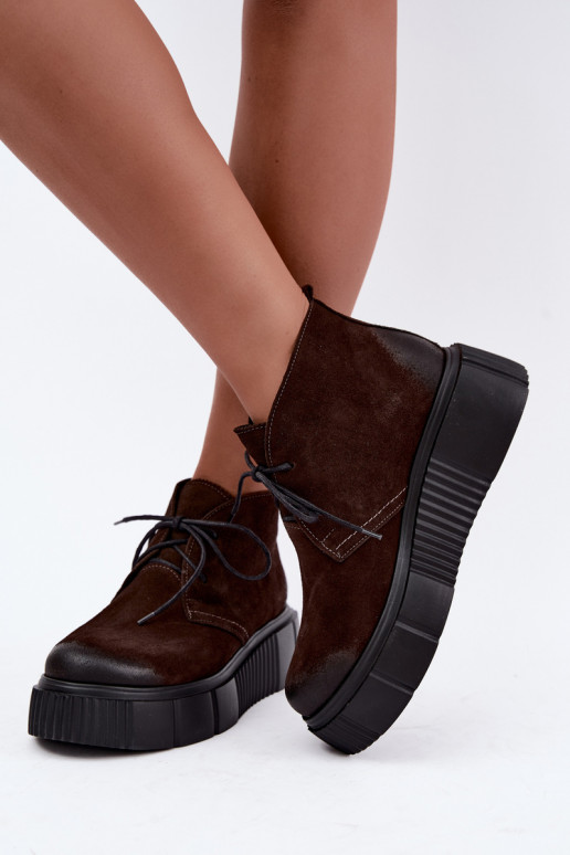 Chaussures pour femmes en cuir en faux daim chauffées avec plateforme en marron Zazoo 60588