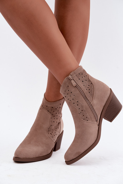 Bottines à talons en cuir découpé de style cowboy couleur sable S.Barski HY62-8147