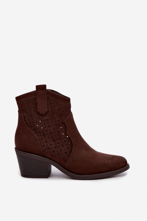 Cowboy-enkellaarsjes met hakken en ażurowymi elementami S.Barski HY62-8149 chocolade