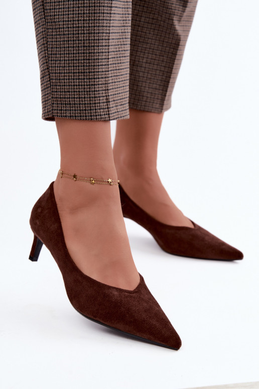 Puntige schoenen in chocoladekleur Tadela