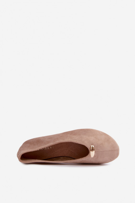 Zandkleurige dames ballerina's met gouden details Serela