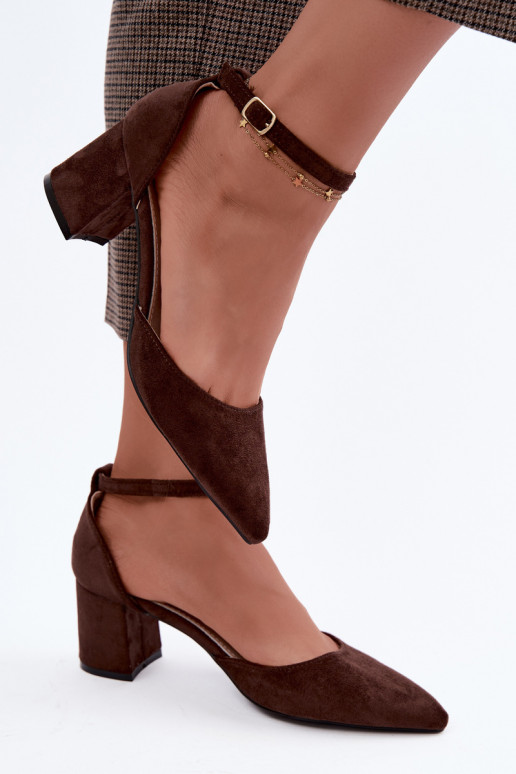 Schuhe mit Absätzen und Riemen Olenae