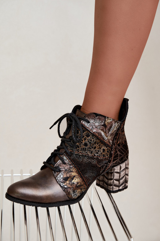 Bottines pour femmes avec talons, à motifs et doublées en brun Tai turiciejka 07591-02