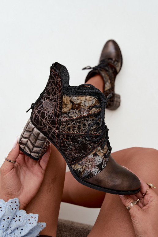 Damen Stiefeletten mit Absätzen, gemustert und gefüttert in Braun Tai turiciejka 07591-02