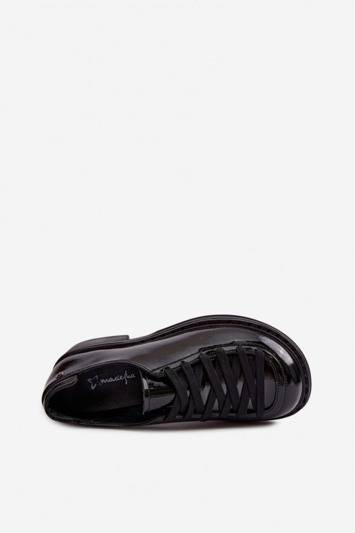 Lackleder Halbschuhe mit Schnürsenkeln in Schwarz