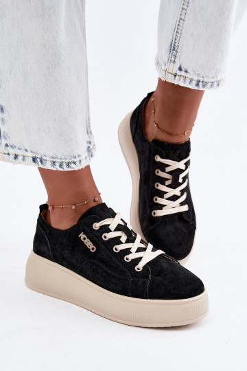 Baskets en daim synthétique avec plateforme Kobbo en noir