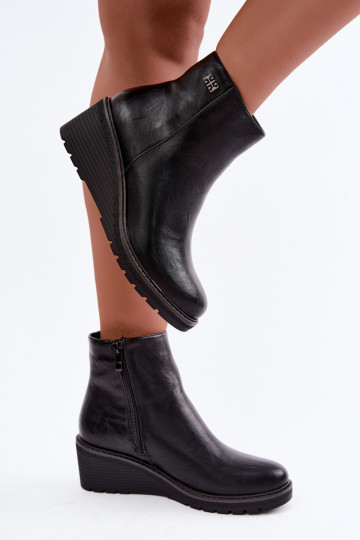 réchauffer Bottes avec une plateforme Au Château couleur noire Larisae