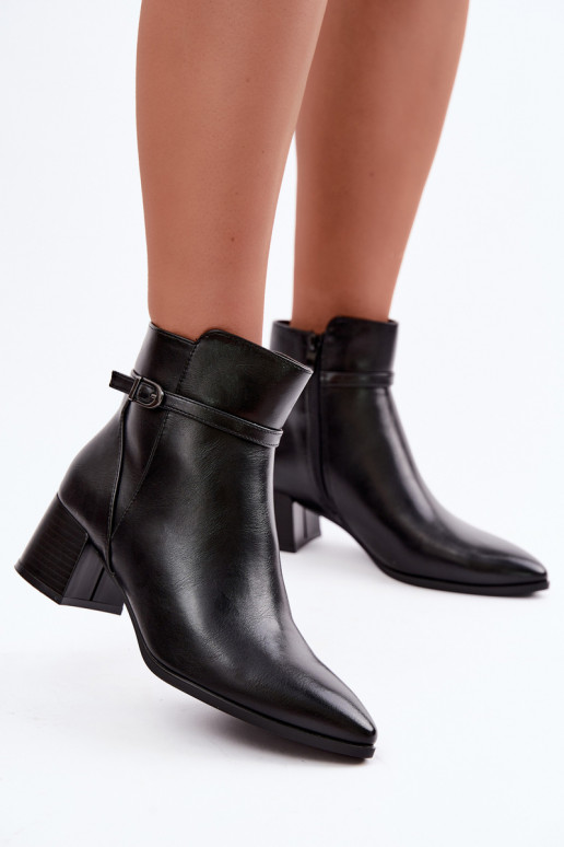 Bottes pour femmes avec des talons réchauffer avec boucles Sergio Leone BT-33 couleur noire
