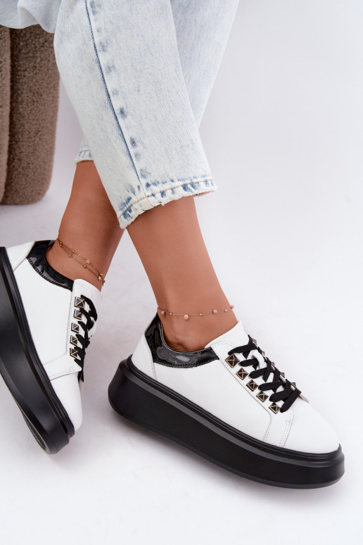 Zwart-witte leren sneakers met studs Artiker 55C0401