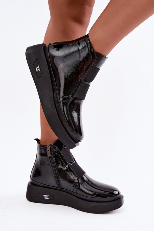 Haut mit Lackeffekt Stiefel mit einer Plattform sich Zuarm laufen Artiker 55C0820 schZuarze Farbe