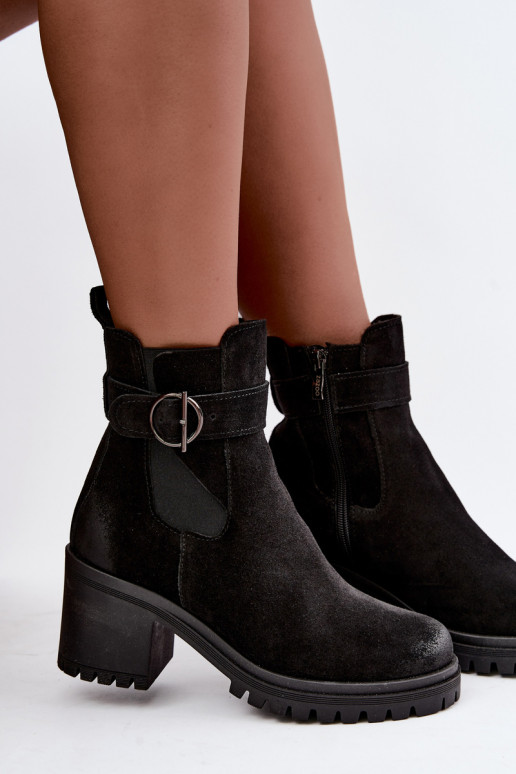 Dames schoenen van faux suede met hakken Zazoo 60601 in zwarte kleur