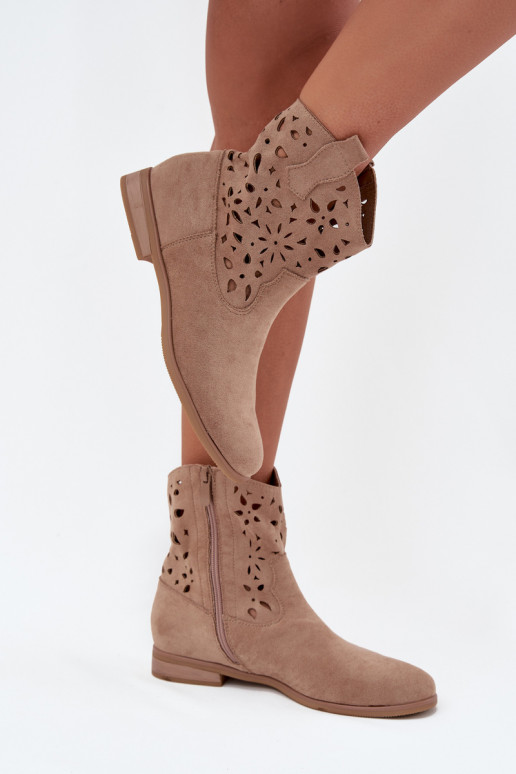 Bottines pour femmes avec éléments ajourés et talons larges en suède synthétique sable Athera