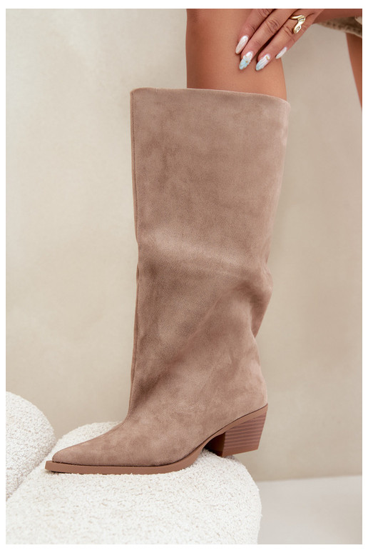 Sandfarbene Stiefeletten mit Absatz aus Kunstveloursleder Casella