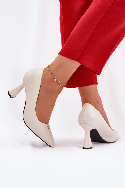 Elegante stijl schoenen op een flared hak Vinceza 62222 zandkleur