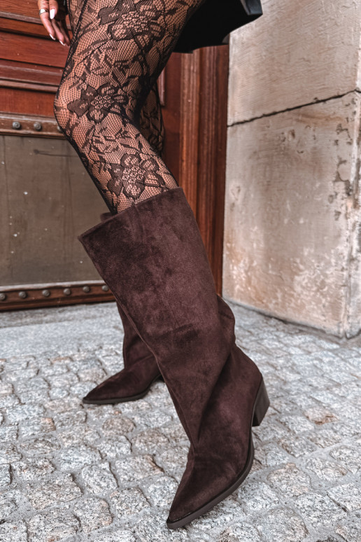 Schokoladenfarbene Stiefeletten mit Absatz aus Kunstveloursleder Casella