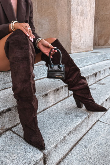 Bottes en chocolat à enfiler pour femmes avec talons Anica