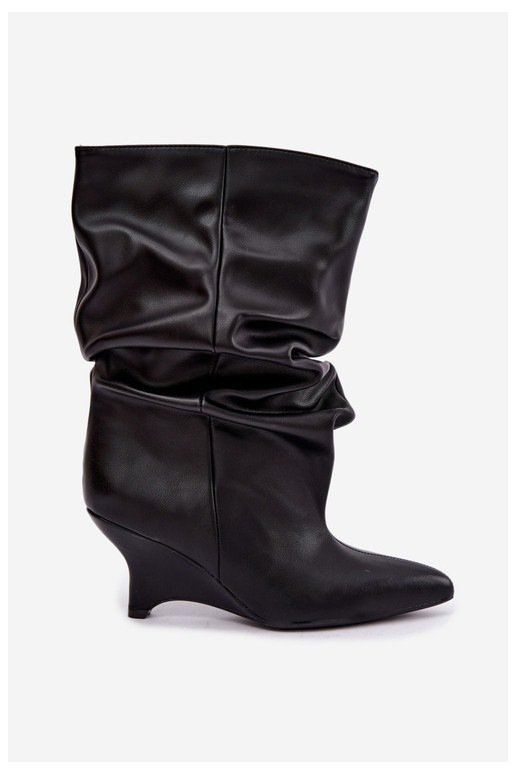 Slouchy enkellaarsjes met platform in zwart Ilyna