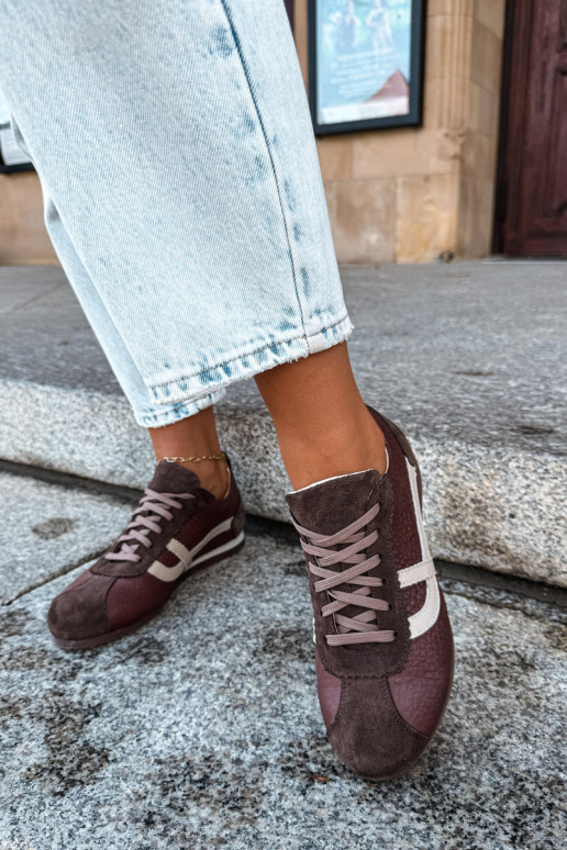 Sneakers van faux suede in chocoladekleur Zazoo N1402S2