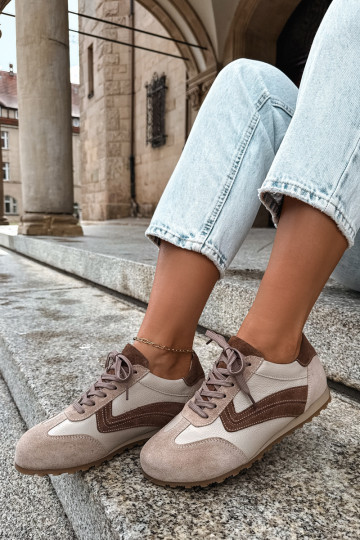 Baskets Barefoot en simili daim couleur sable Zazoo N1400