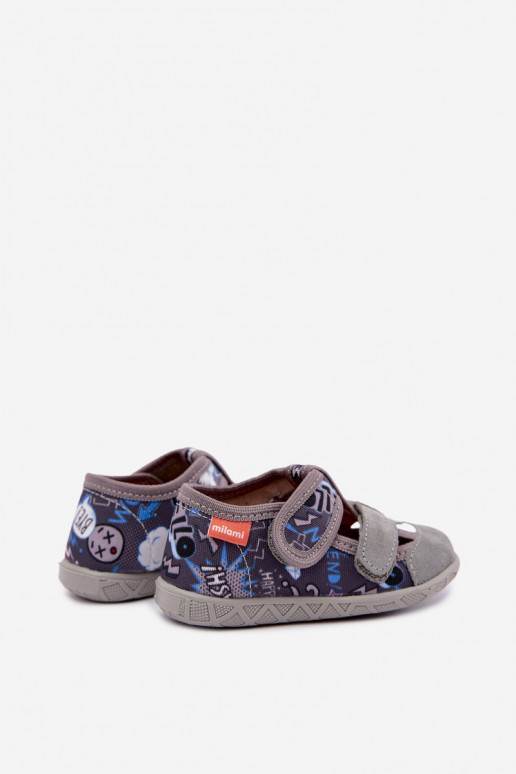 Chaussons pour enfants Milami avec fermetures auto-agrippantes en gris Reathiana
