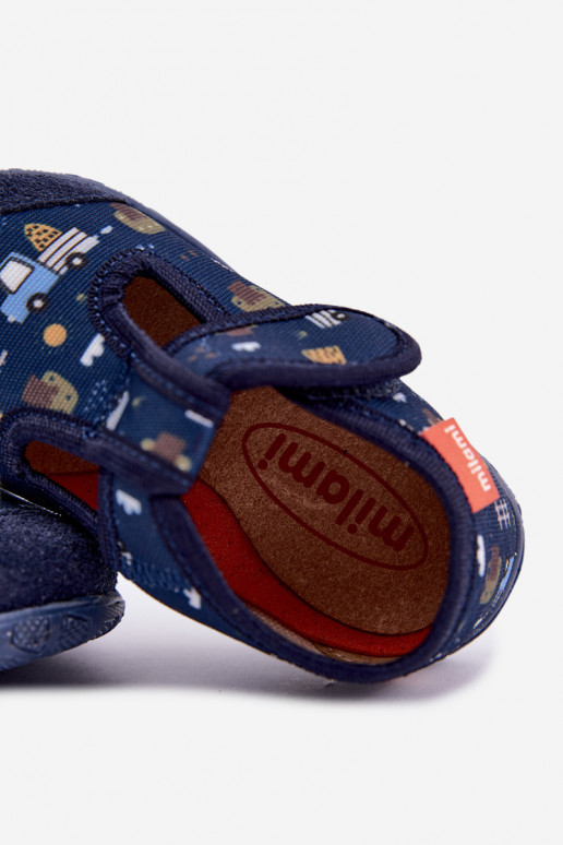 Chaussons pour enfants Milami avec fermetures auto-agrippantes en bleu marine Jasimrra