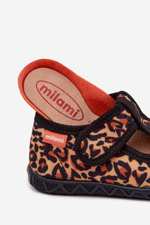 Chaussons pour enfants Milami avec fermetures auto-agrippantes et motifs léopard en jaune et noir Jasimrra