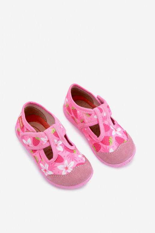Chaussons pour enfants Milami avec fermetures auto-agrippantes et fraises et fleurs en rose Jasimrra