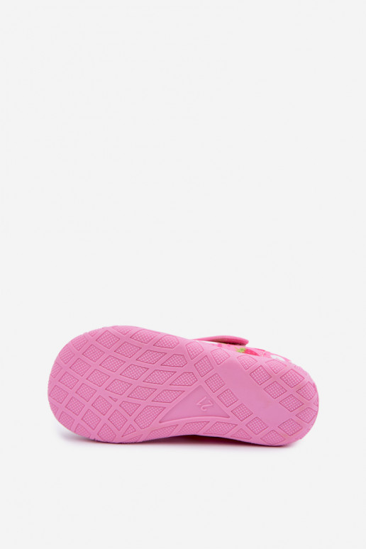 Chaussons pour enfants Milami avec fermetures auto-agrippantes et fraises et fleurs en rose Jasimrra